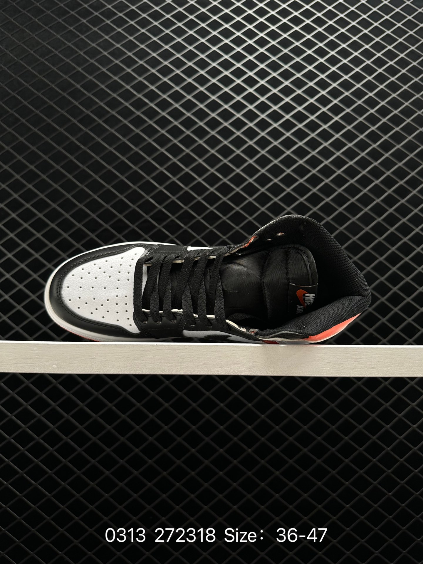 NIKE AIR JORDAN 1 MID AJ1